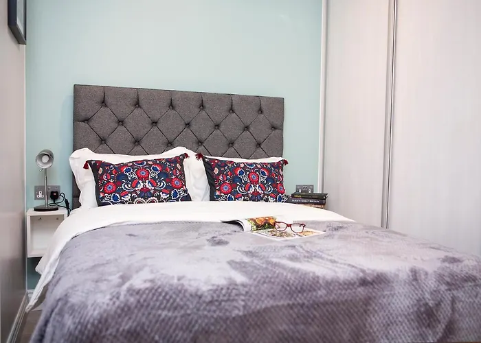 Carnaby Studios By Indigo Flats